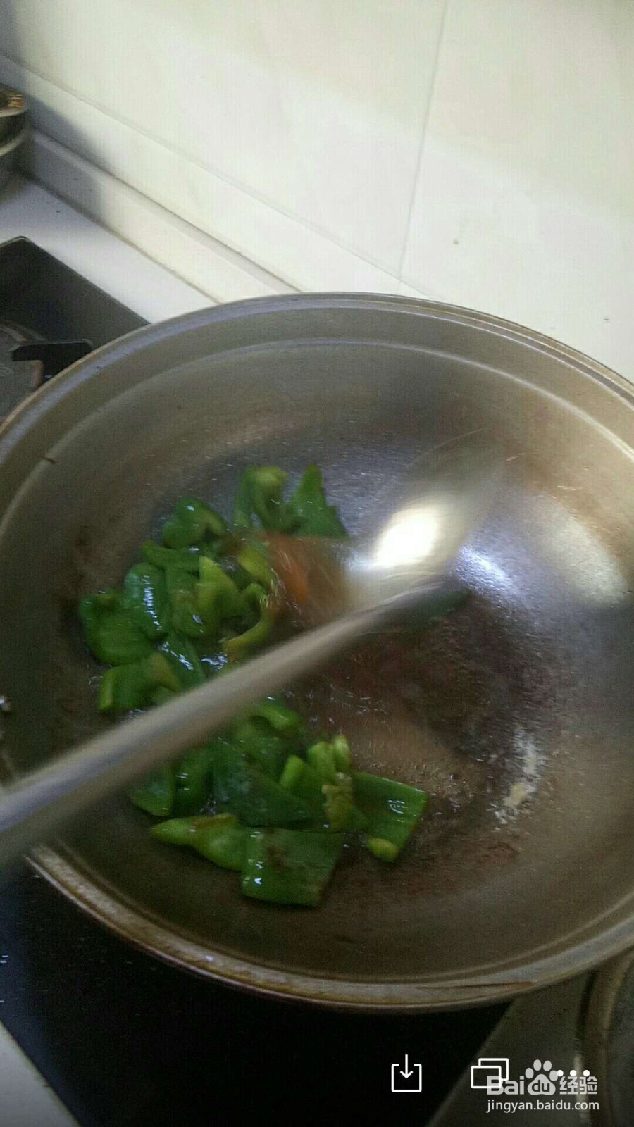 家常菜青椒炒鸡蛋