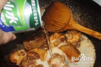 啤酒烧猪蹄的做法