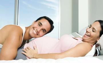 准爸爸跟准妈妈齐参加的胎教