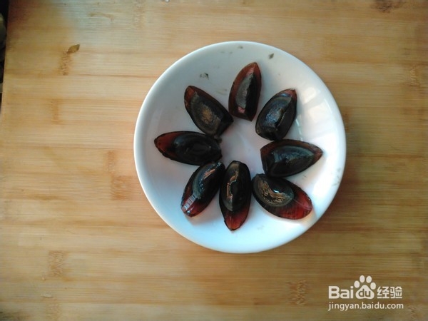 下酒菜之双椒虎皮皮蛋的制作方法