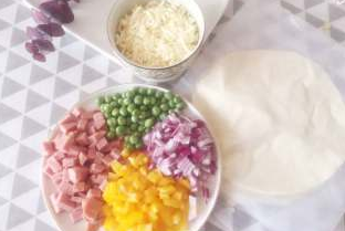 手抓饼披萨怎么做