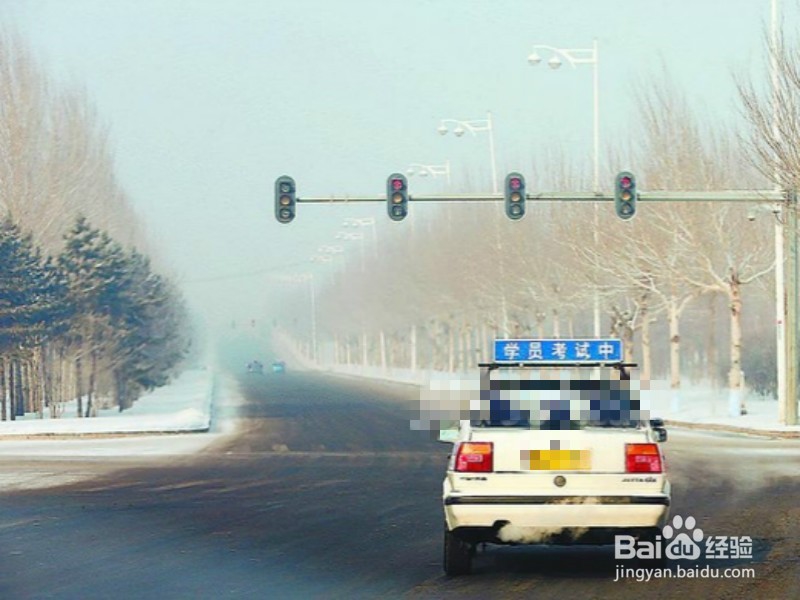 如何准备驾照科目三路考考试？