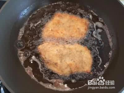 藤椒香辣鸡排的做法