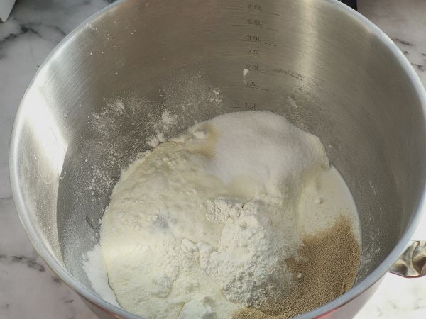 芝士火腿小面包