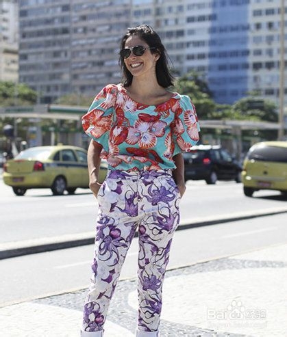 民族风逆袭，8款印花裤初夏显瘦搭