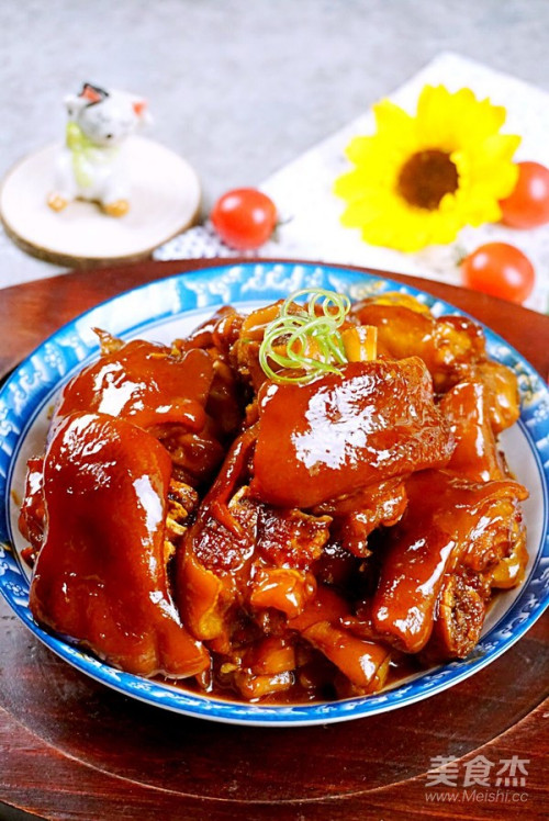 冰糖猪蹄的做法