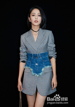 佟丽娅的衣品太出镜了