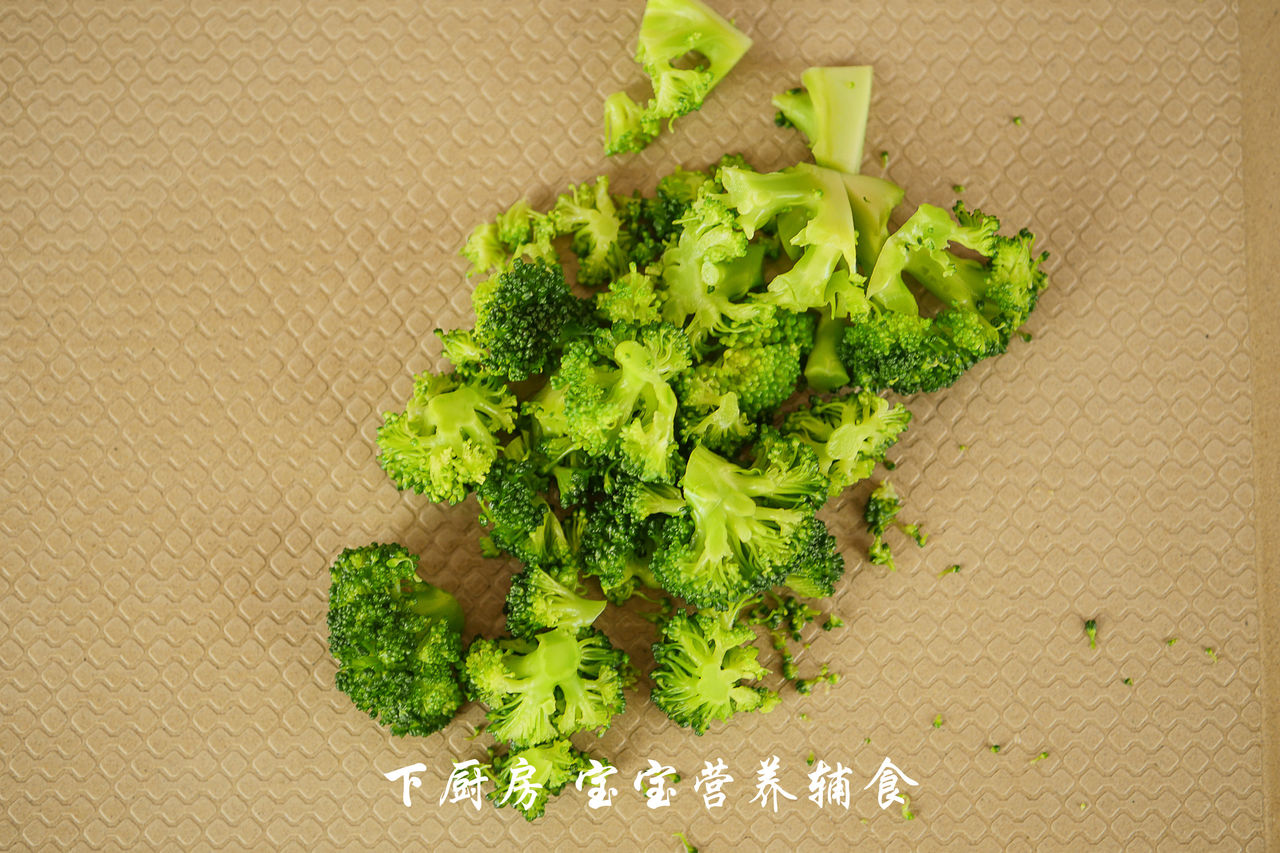 彩色虾滑条的做法，妈妈们学会了吗？