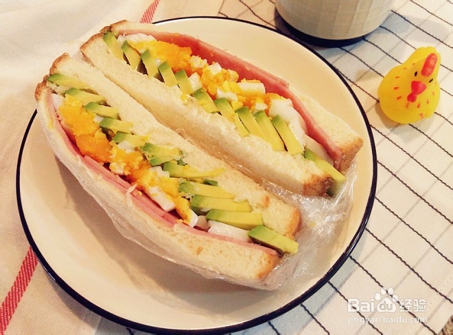 牛油果鸡蛋火腿三明治怎么做？早餐最美食物~