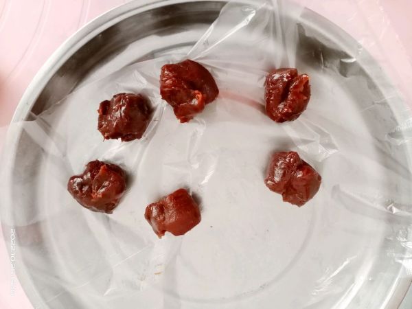 豆沙牛奶鸡蛋面包