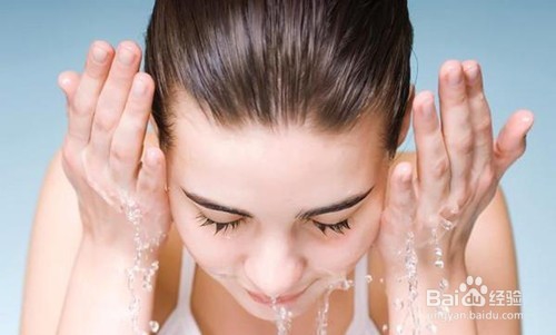 如何收缩毛孔,塑造脸部紧致肌肤