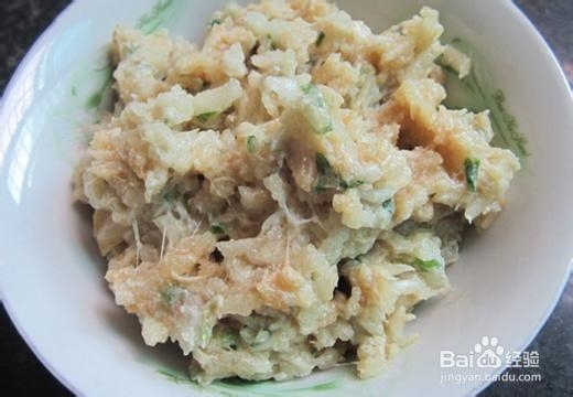 既下饭又好做的清蒸水晶萝卜卷