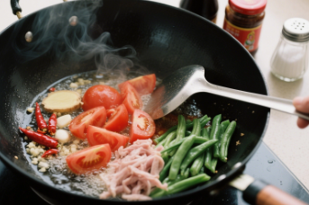 怎么制作蒸面条(焖面条)?