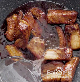 美味蒜香排骨