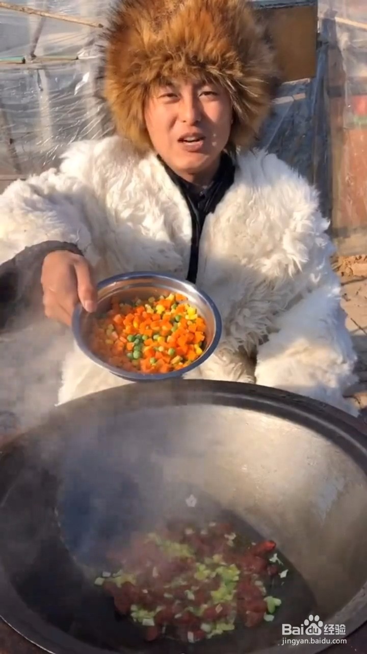 如何自制美味好吃的香菇腊肠炒饭