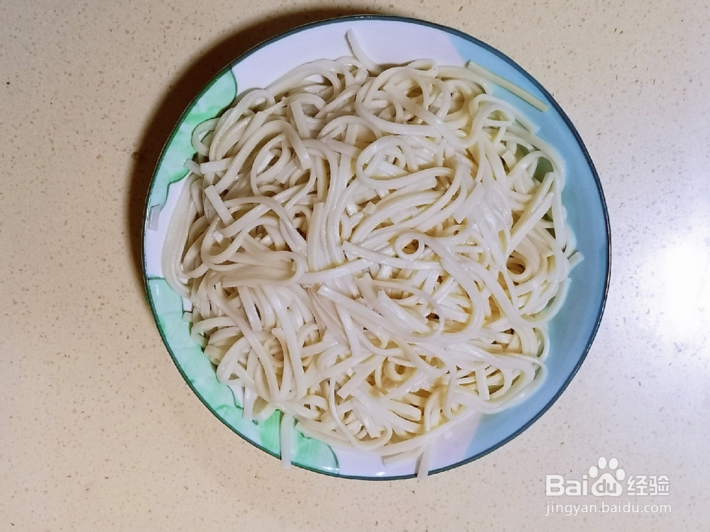 赞不绝口的酸汤肥牛面