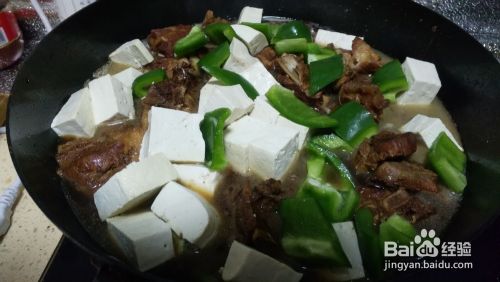 排骨炖豆腐怎么做好吃？