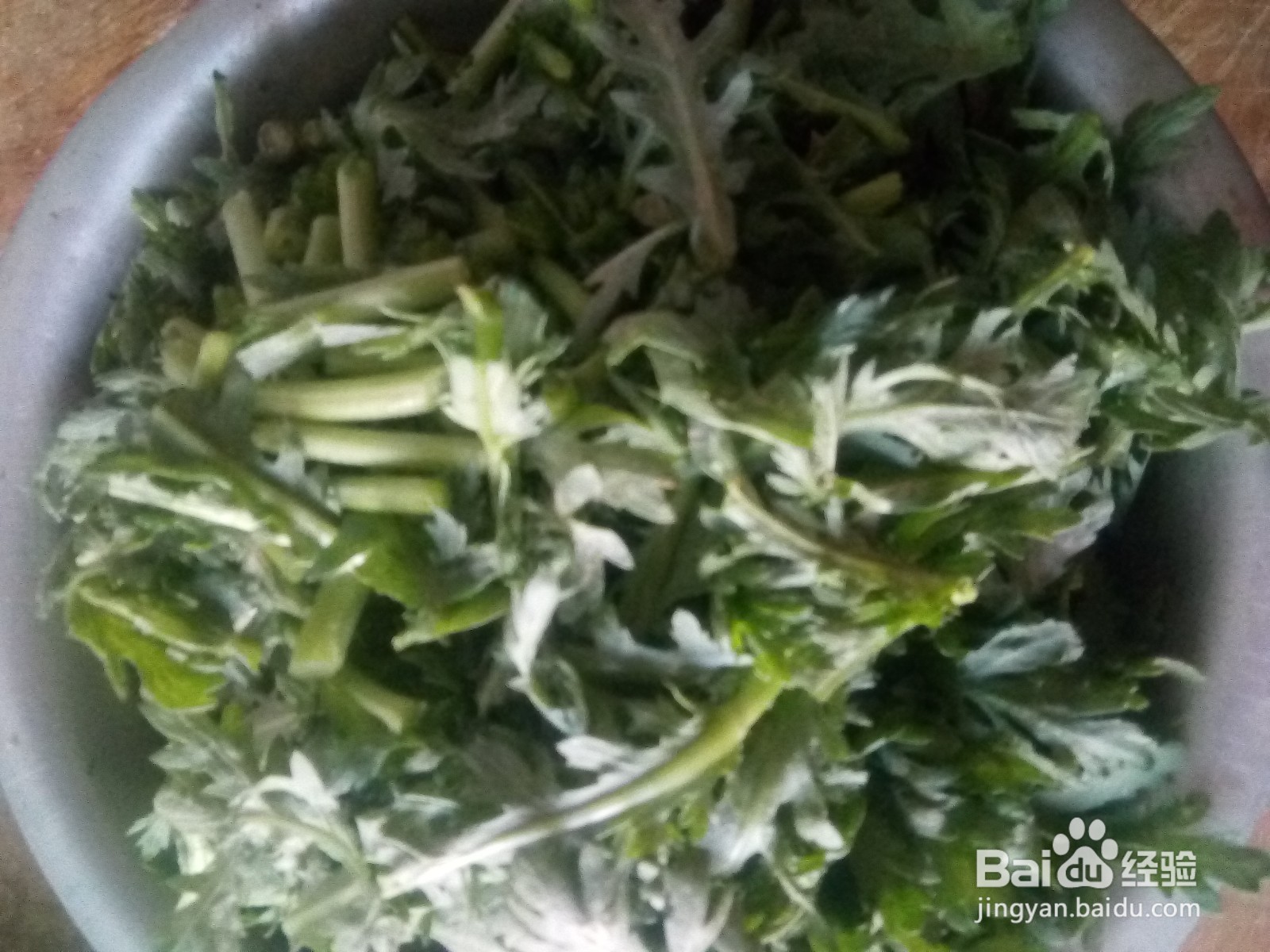 茼蒿炒松仁小肚