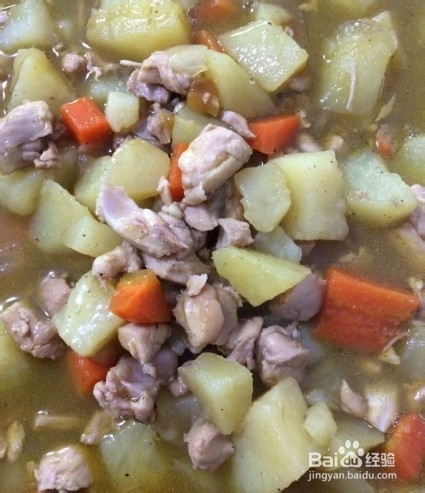 咖喱味浓郁的鸡块盖饭,让米饭更美味