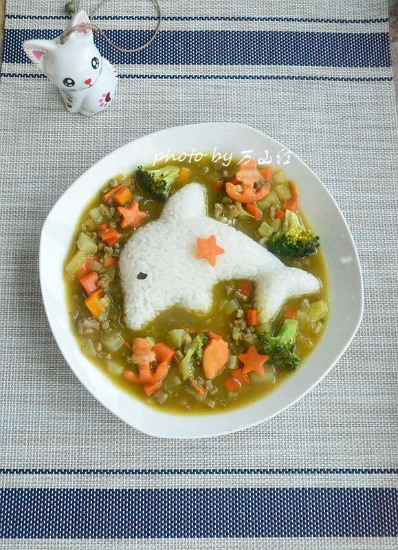 咖喱土豆牛肉拌饭