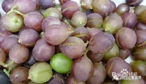 冬天皮肤干燥，脸上脱皮怎么办？