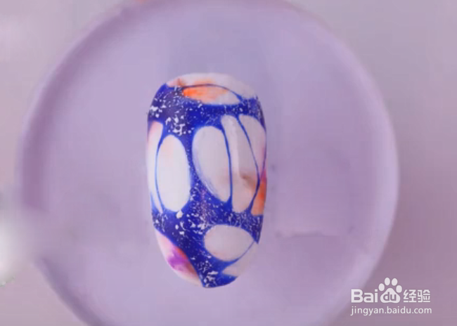 怎样做仿真水染效果美甲？