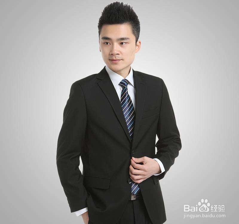 男士如何正确穿西装