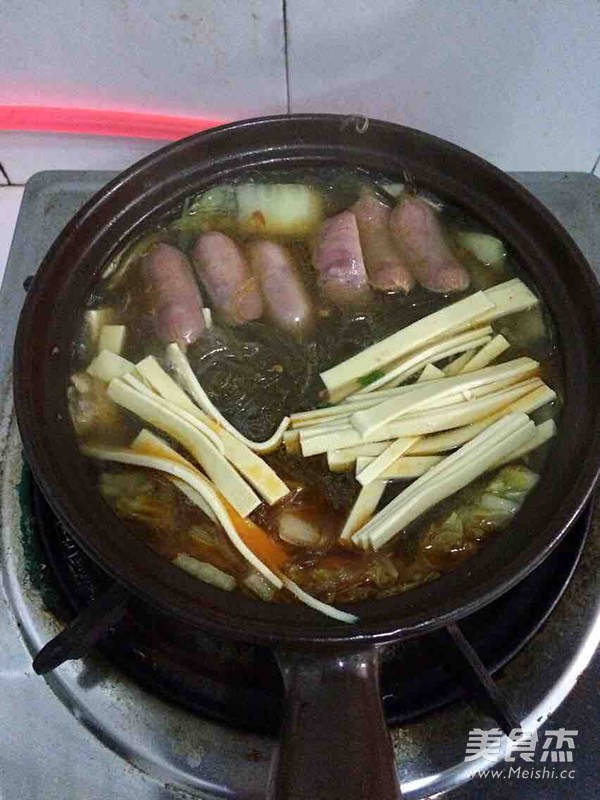 达尔-红薯粉砂锅