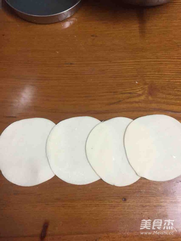 玫瑰花饺子的做法