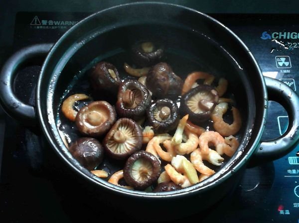 香菇虾米焖鱼丸