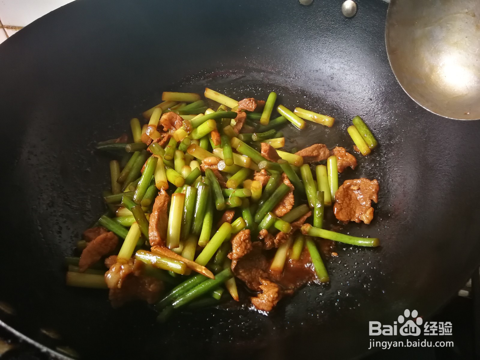 蒜苔炒肉的家庭做法