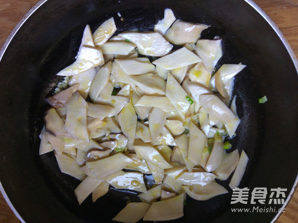小炒杏鲍菇的做法