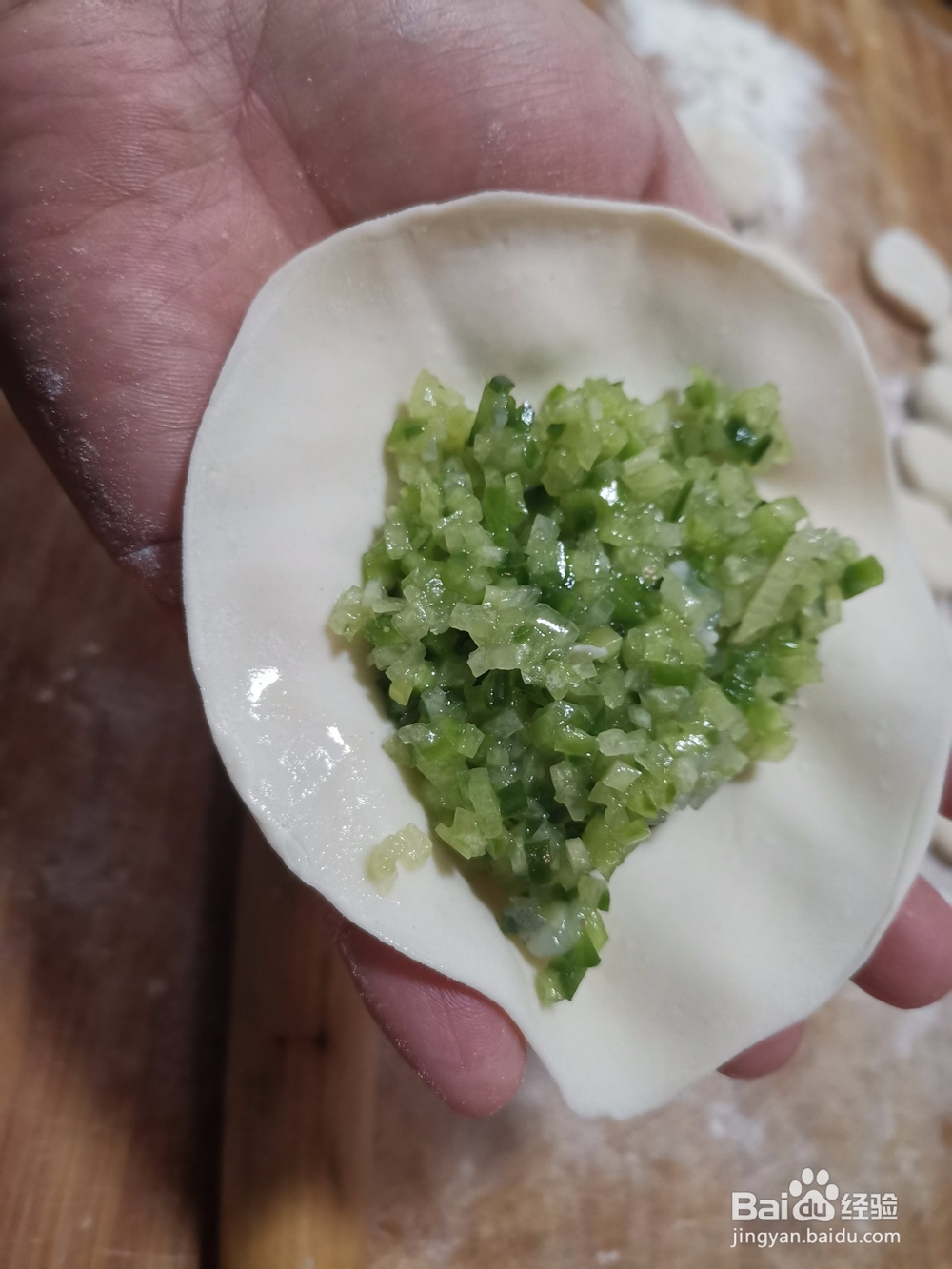 萝卜虾肉丁盒子