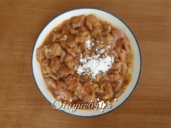 香煎黑椒鸡腿肉