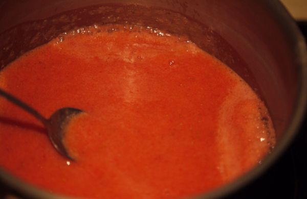 草莓酸奶慕斯蛋糕