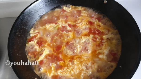 西红柿鸡蛋年糕汤