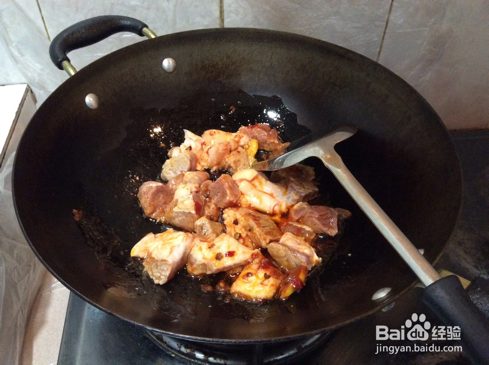 给红烧肉加点菜——豇豆红烧肉的做法