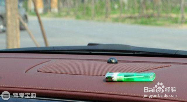 爆胎致路虎爆炸?车主必懂防爆炸知识