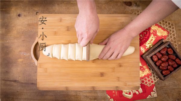 蒸蒸日上枣花馍