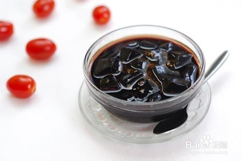 龟苓膏的好处及禁忌