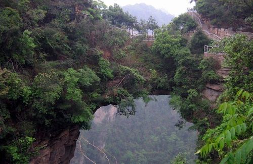 “草根诗人”的张家界旅游攻略