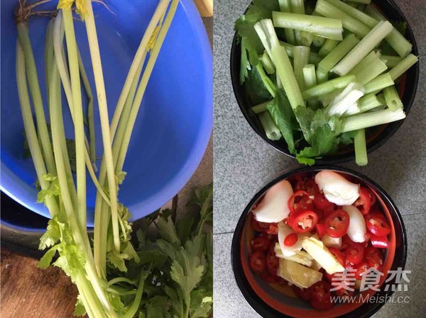 干锅肥肠的做法