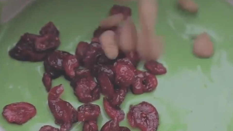 如何制作雪花酥