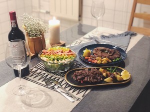 【菜瓜食谱】黑椒牛排