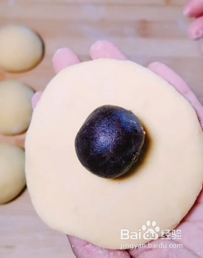 如何煎红薯豆沙小饼？