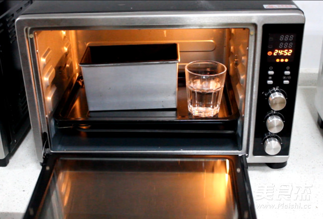 西瓜吐司的做法