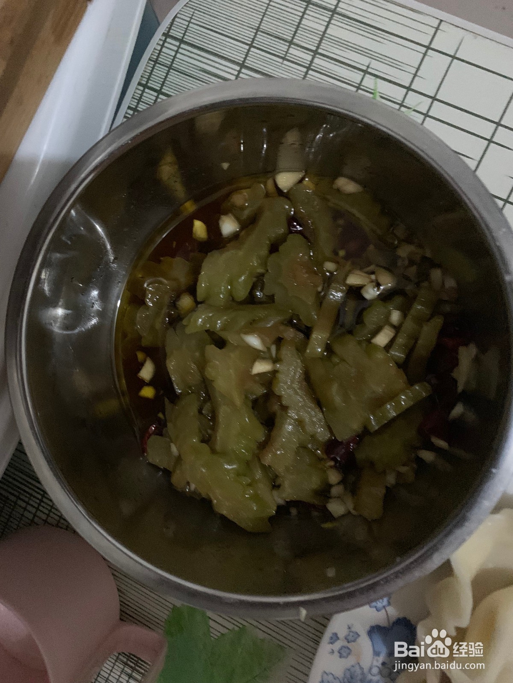 如何自制凉拌苦瓜