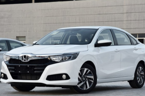 10W左右的车 空间大点的