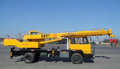 小型吊车故障诊断的经验和技巧