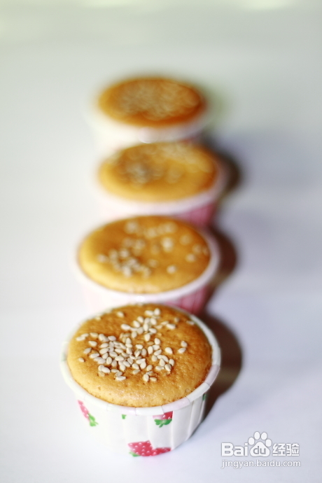 小纸杯蜂蜜蛋糕